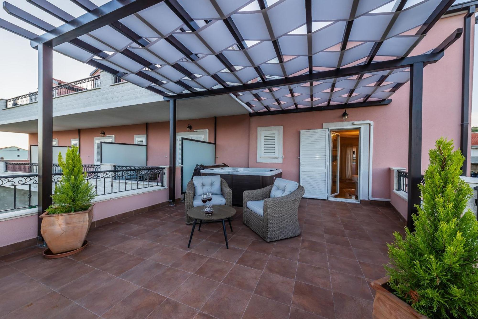 San Mihael Luxury Rooms 1 دوغوبولج المظهر الخارجي الصورة